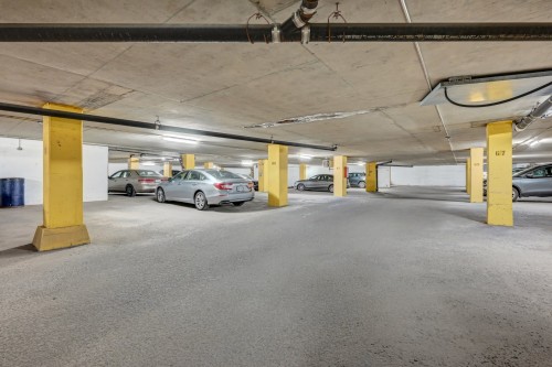 Parking - 1502-5500 Av. Macdonald, Côte-Saint-Luc, QC - Indoor Photo Showing Garage