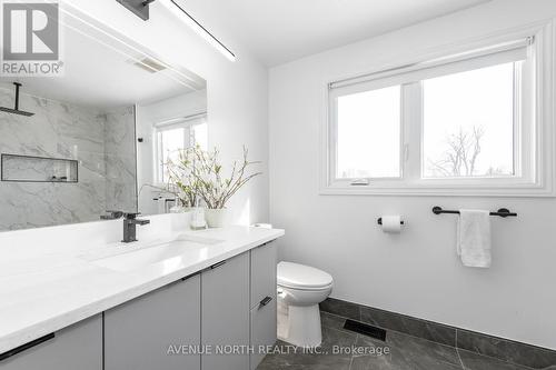2007 Tawney Road, Ottawa, ON - Indoor Photo Showing Bathroom