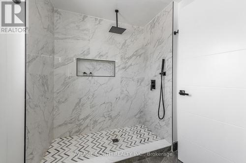 2007 Tawney Road, Ottawa, ON - Indoor Photo Showing Bathroom