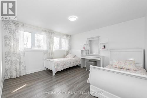 2007 Tawney Road, Ottawa, ON - Indoor Photo Showing Bedroom