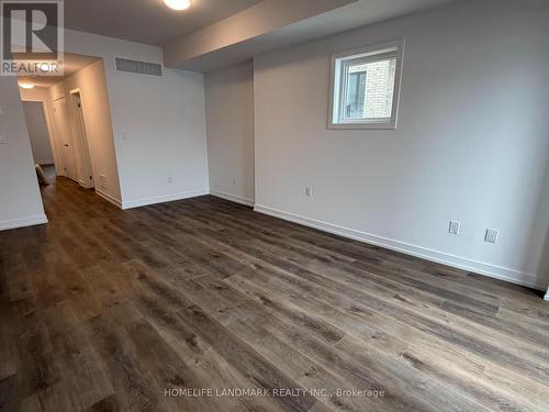 220 - 3 BANCROFT LANE  Richmond Hill, ON L4E 1M1