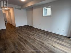 220 - 3 BANCROFT LANE  Richmond Hill, ON L4E 1M1