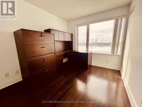 902 - 253 South Park Road, Markham, ON - Indoor