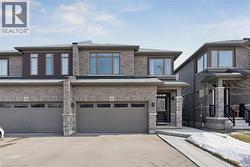 14 ESCARPMENT Drive  Stoney Creek, ON L8E 0G4