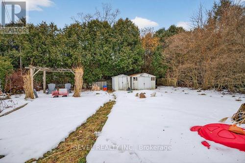 399 Pepper Drive, Burlington, ON - Outdoor