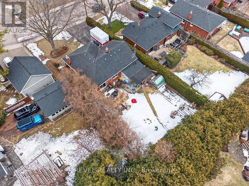 399 Pepper Drive, Burlington, ON - Outdoor