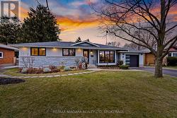 7 KING'S GRANT ROAD  St. Catharines (Lakeshore), ON L2N 2R9