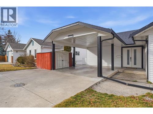 1432 Athans Court  Kelowna, BC V1Y 8K3