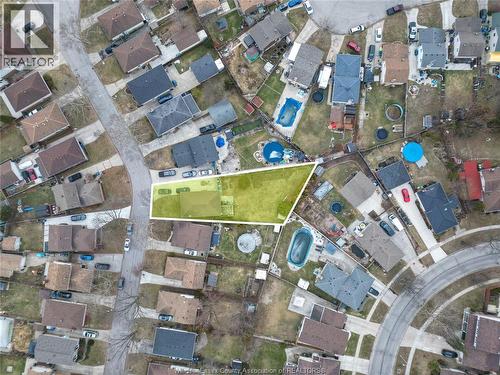 9606 Avery Lane, Windsor, ON - Other