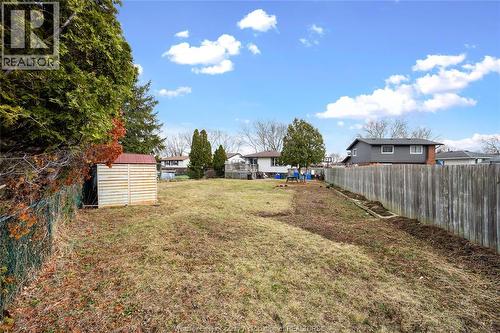 9606 Avery Lane, Windsor, ON - Outdoor