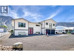 617 2ND Avenue  Keremeos, BC V0X 1N2