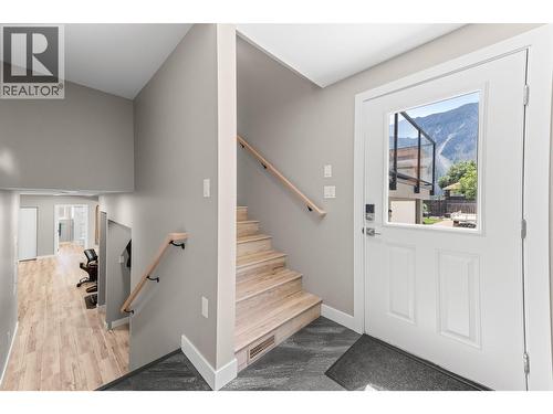 617 2Nd Avenue, Keremeos, BC - Indoor Photo Showing Other Room