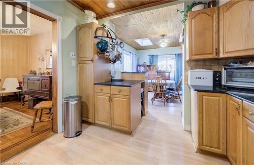 12 Leinster Avenue S, Hamilton, ON - Indoor Photo Showing Kitchen