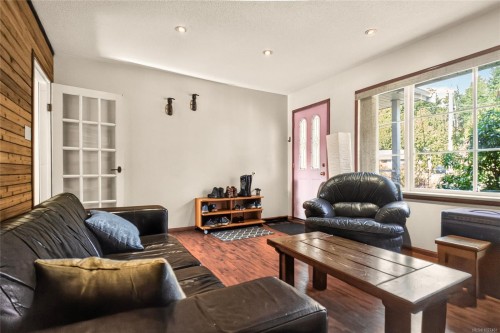 212 Albion Cres, Ucluelet, BC 