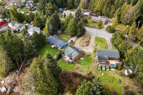 212 Albion Cres, Ucluelet, BC 