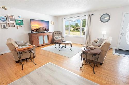 30 Devonshire Ave, Pinawa, MB 