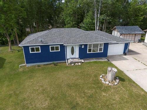 30 Devonshire Ave, Pinawa, MB 