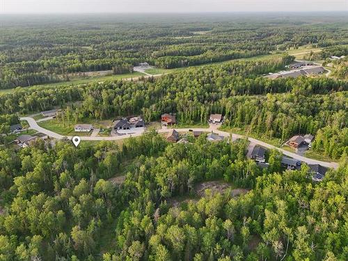 24 Amherst Dr, Pinawa, MB 