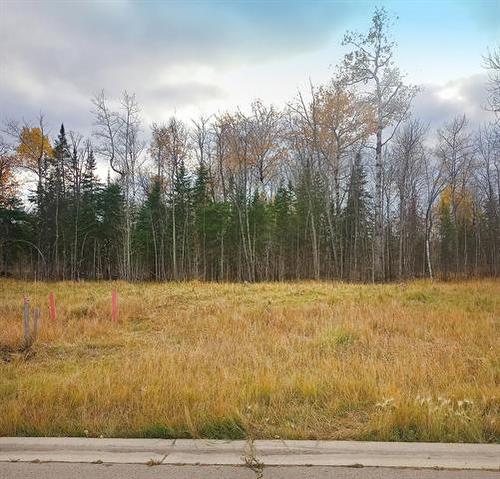 24 Amherst Dr, Pinawa, MB 