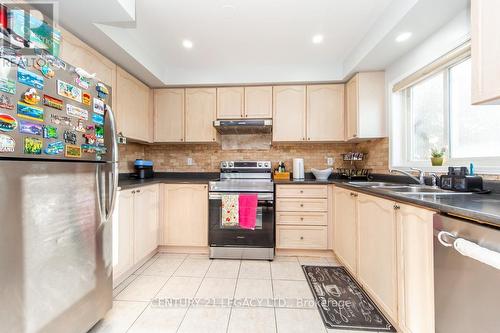 28 Oakins Lane, Ajax, ON - Indoor Photo Showing Kitchen With Double Sink