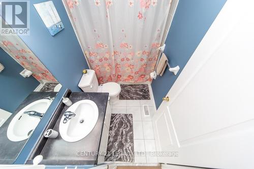 28 Oakins Lane, Ajax, ON - Indoor Photo Showing Bathroom