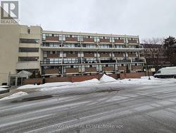 233 - 366 THE EAST MALL  Toronto, ON M9B 6C6