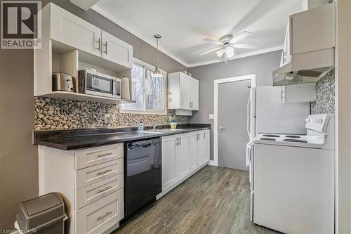 7 North Park Avenue, Hamilton, ON - Indoor Photo Showing Other Room