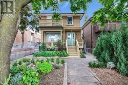 BSMT - 20 ESSEX STREET  Toronto, ON M6G 1T3