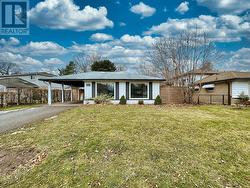 1360 GLEN RUTLEY CIRCLE  Mississauga, ON L4X 1Z6