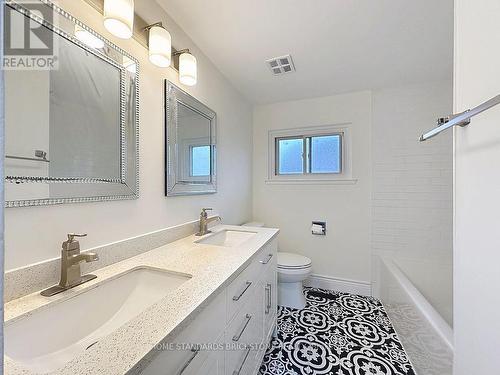 1360 Glen Rutley Circle, Mississauga, ON - Indoor Photo Showing Bathroom