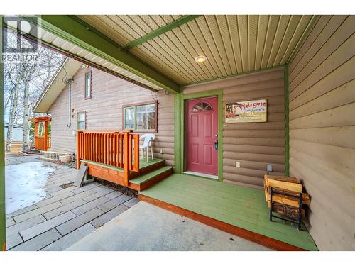 6410 Fox Crescent, Green Lake, BC - Outdoor With Deck Patio Veranda With Exterior