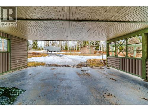 6410 Fox Crescent, Green Lake, BC - Outdoor