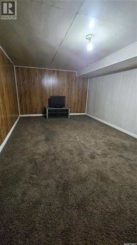 713 Prospect Avenue, Oxbow, SK - Indoor Photo Showing Other Room