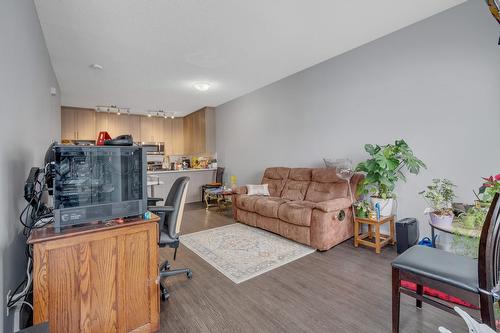 10104  122 Ave Nw, Edmonton, AB - Indoor