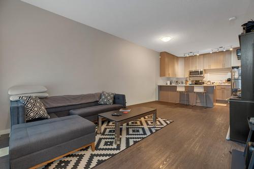 10104  122 Ave Nw, Edmonton, AB - Indoor