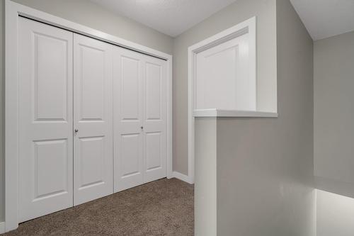 10104  122 Ave Nw, Edmonton, AB - Indoor Photo Showing Other Room
