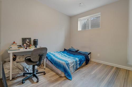 10104  122 Ave Nw, Edmonton, AB - Indoor Photo Showing Bedroom