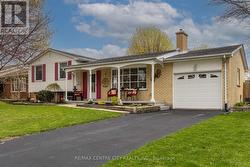 8 PARKVIEW DRIVE  St. Thomas, ON N5R 4B5