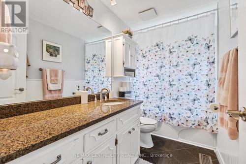 8 Parkview Drive, St. Thomas, ON - Indoor Photo Showing Bathroom