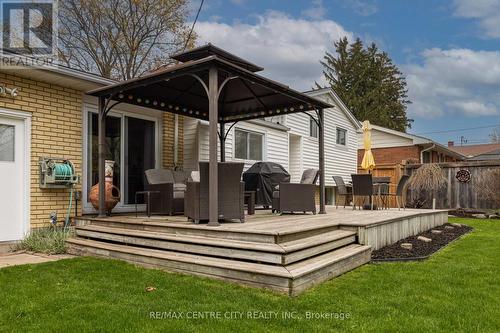 8 Parkview Drive, St. Thomas, ON - Outdoor With Deck Patio Veranda