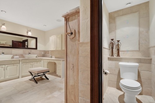 Master Bathroom - 1015 Ch. Cochrane, Mont-Tremblant, QC - Indoor Photo Showing Bathroom