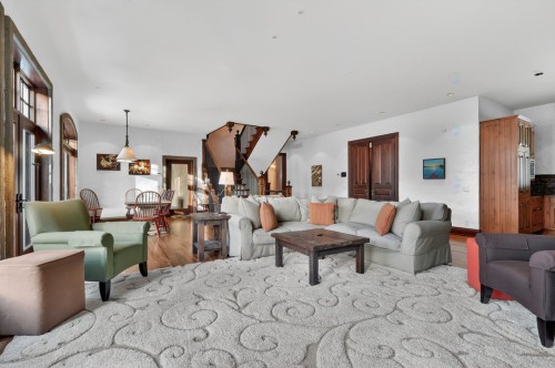 Living Room - 1015 Ch. Cochrane, Mont-Tremblant, QC - Indoor Photo Showing Living Room
