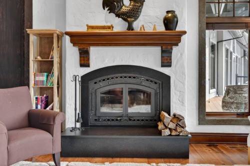 Other - 1015 Ch. Cochrane, Mont-Tremblant, QC - Indoor Photo Showing Living Room With Fireplace