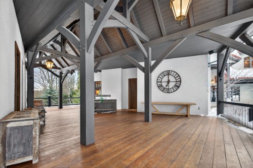 Entry - 1015 Ch. Cochrane, Mont-Tremblant, QC - Outdoor