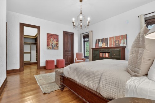 Bedroom - 1015 Ch. Cochrane, Mont-Tremblant, QC - Indoor Photo Showing Bedroom
