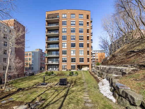Back of Structure - 702-24 Ch. Bates, Montréal (Outremont), QC - Outdoor With Balcony With Facade