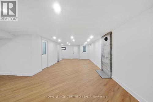 590 Barton Street E, Hamilton, ON 