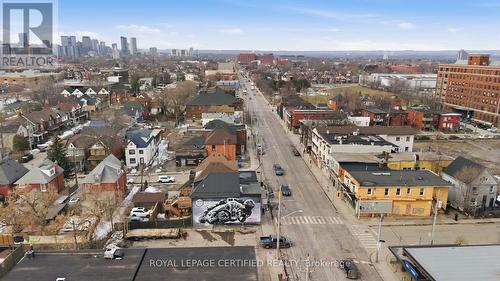 590 Barton Street E, Hamilton, ON 