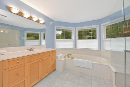 488 Mckercher Rd, Mayne Island, BC 