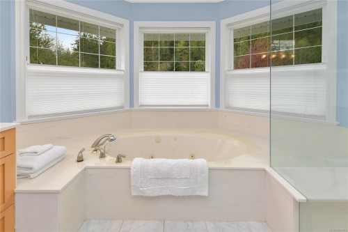 488 Mckercher Rd, Mayne Island, BC 